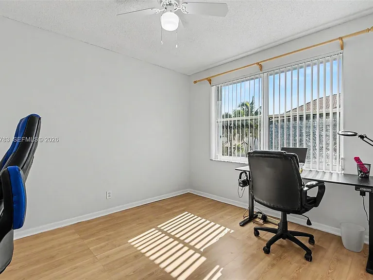 17367 SW 20th Ct — Photo 25