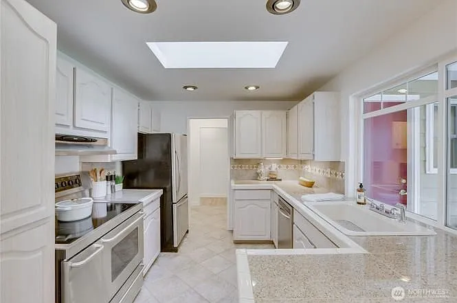 14611 SE 167th Pl — Photo 12