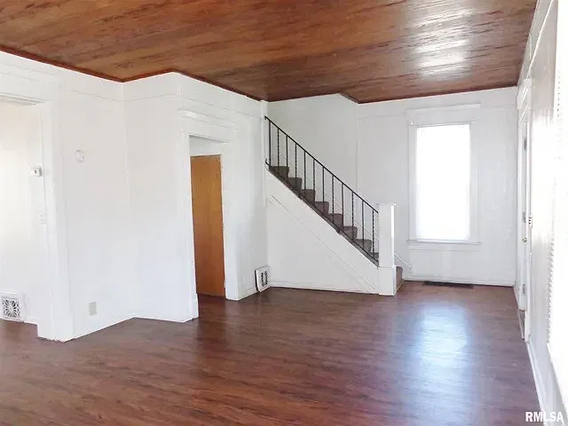 4 bed, 1440 sqft, $1,400 — Photo 3