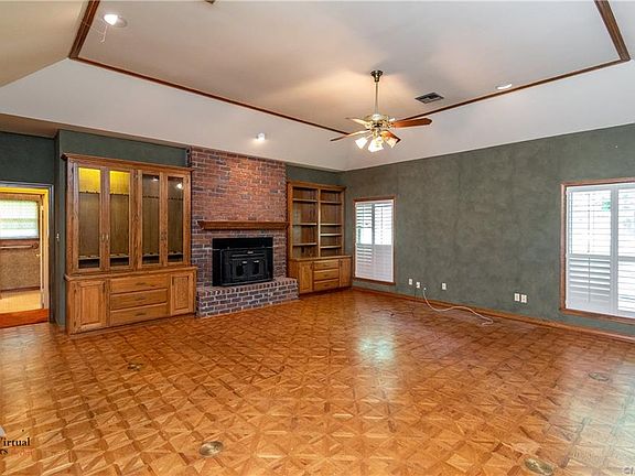 5th image of 5205 Bee Bend Dr