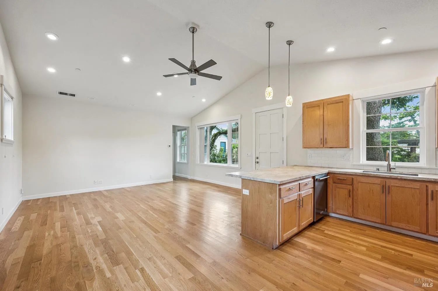 18295 Verde Vista Drive - Photo 8