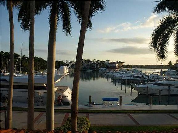 3rd image of 41211 Fisher Island Dr