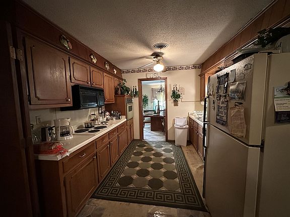 3rd image of 5368 Heritage Dr