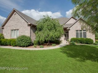 2401 Forest Hills Blvd, Greenwood, IN 46143