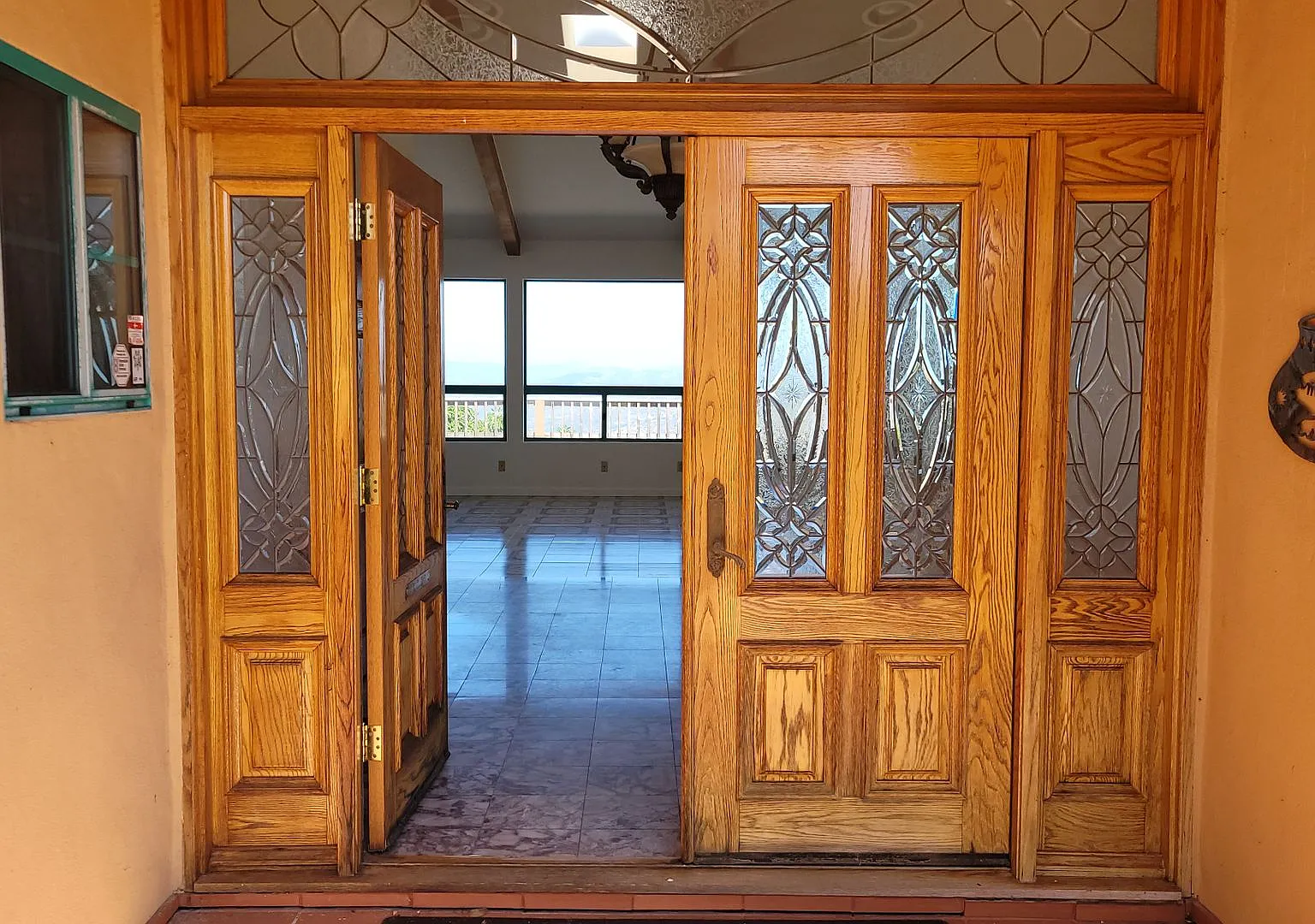 Beautiful, secluded, and peaceful single family home — Photo 2