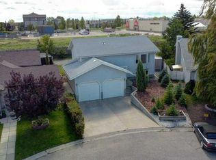 1503 NE 11th Ave SE, High River, AB T1V 1L6