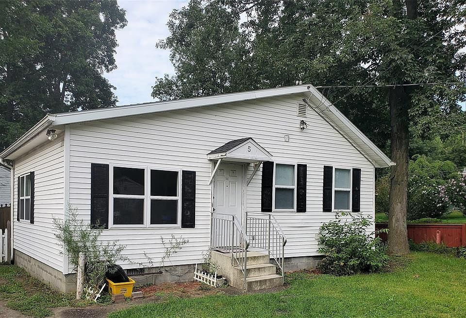 1st image of 5 White St