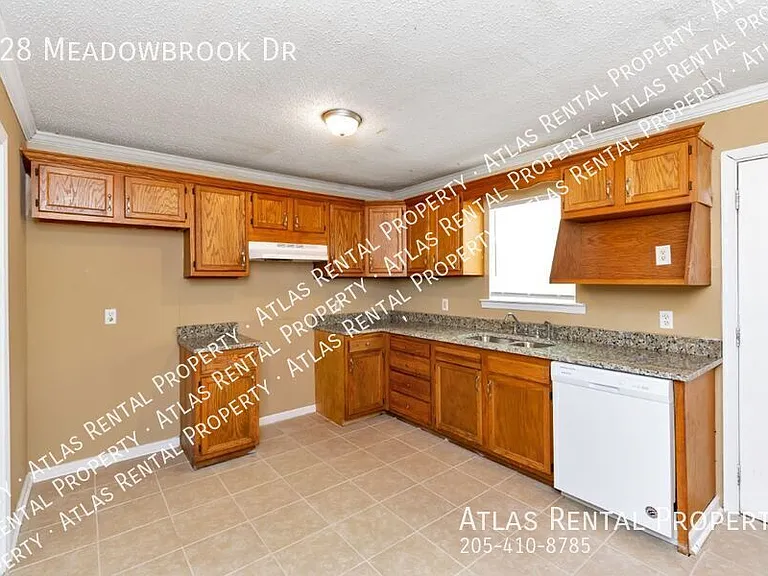 928 Meadowbrook Dr — Photo 12