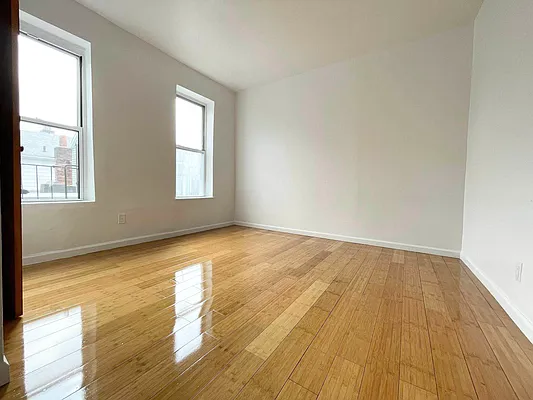 Rented by Keller Williams NYC | media 17