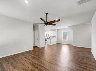 10237 Cleartide Ln, Houston, TX 77034