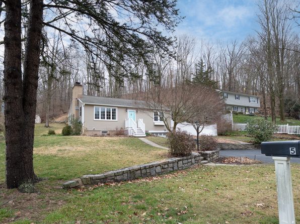 5 Wood Creek Rd