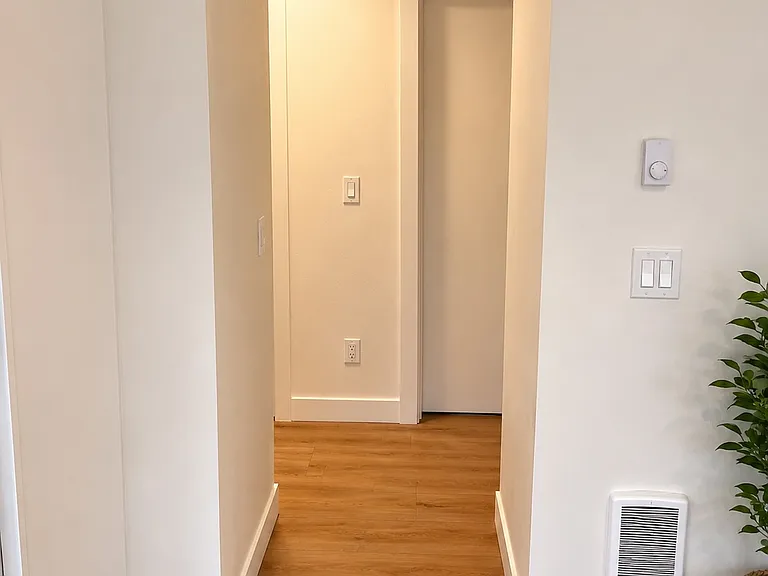 8711 S 114th St #1A — Photo 11