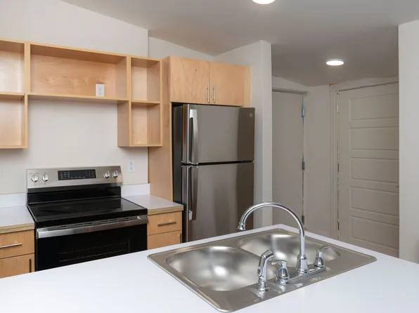 3570 Montgomery Apartments, 3570 Montgomery Rd #6, Cincinnati, OH 45207