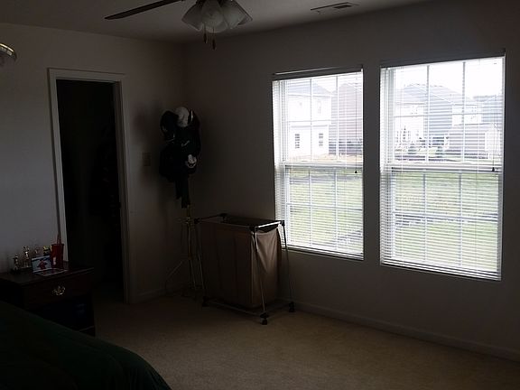 3rd image of 105 Zander Woods Ct