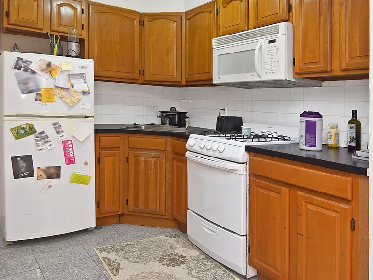 1164 1st Ave #2A — Photo 4