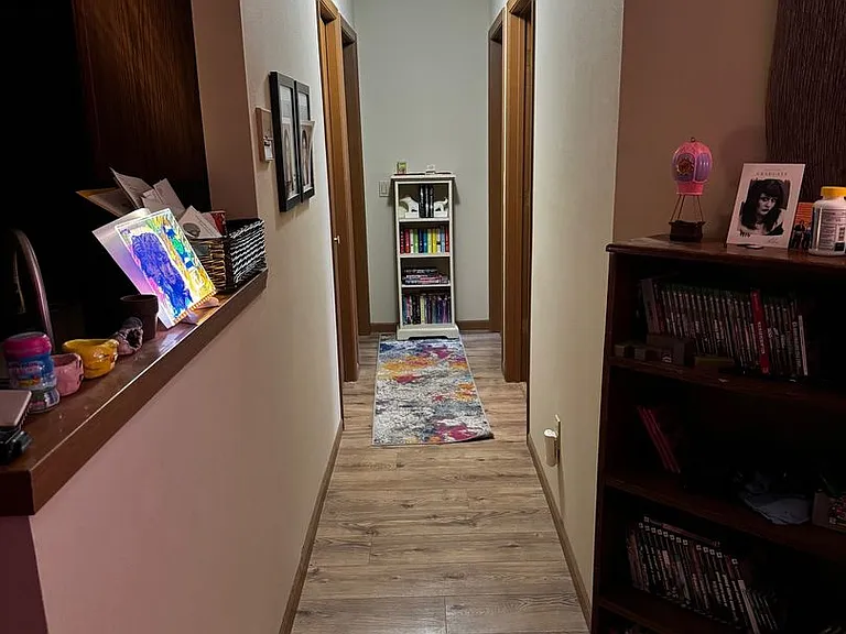 112 Antique Ln — Photo 4