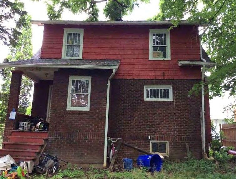 2nd image of 132 E Moody Ave