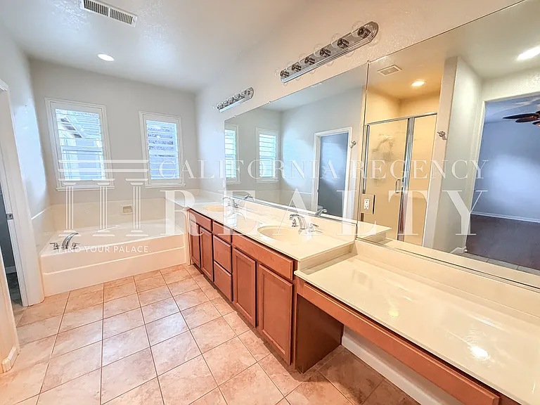 6335 Brando Loop — Photo 9