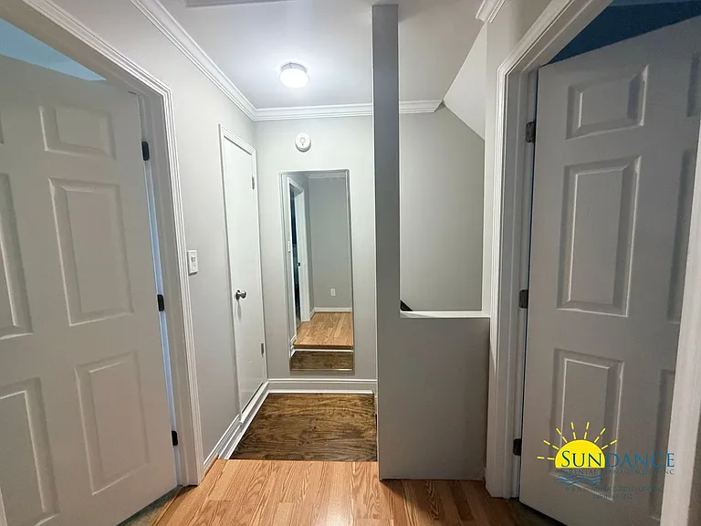 216 1st St SE #C — Photo 17