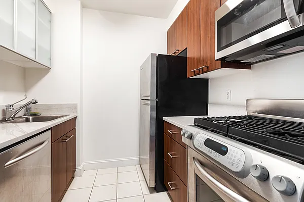 Rented by Compass | media 20