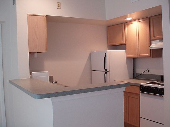 2nd image of 4472 Saint Georges Ct