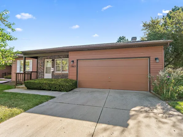 1965 Sandy Creek Dr #1965, Elgin, IL 60123