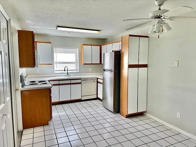 3449 Allston Ln — Photo 6