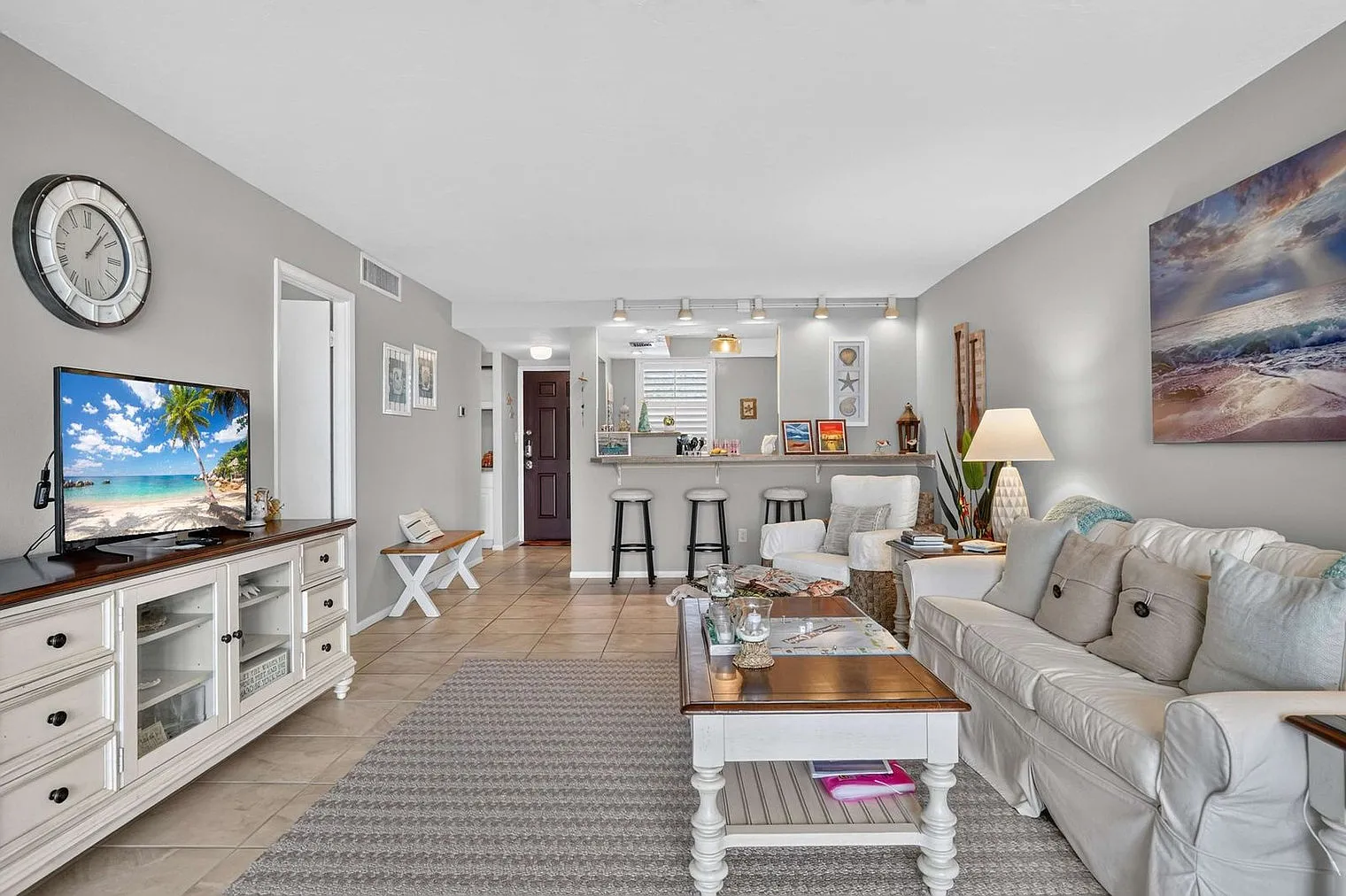 1 bed, 1.0 bath, $3,810 — Photo 3