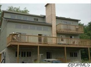 3805 Pert Hill Rd, Hopewell, OH 43746