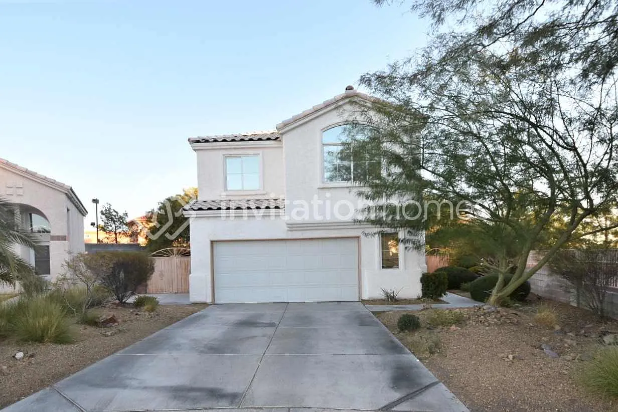 7300 Stoney Shore Dr Las Vegas, NV 89128 — Photo 1