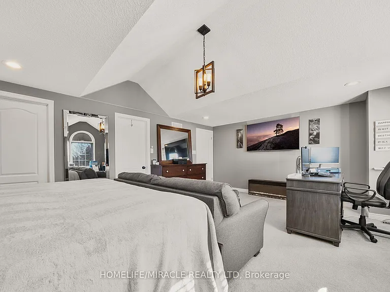 22 Devonleigh Dr — Photo 19