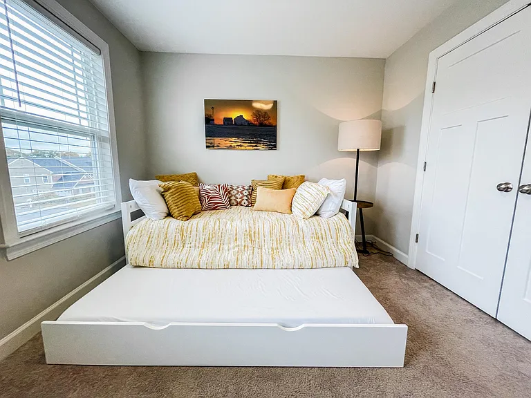 1010 Vanguard Dr — Photo 22