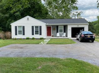 622 Marsh Rd, Pittsford, NY 14534