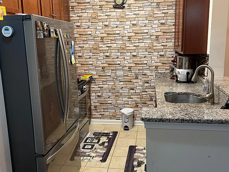 833 Strassle Way #833 — Photo 3
