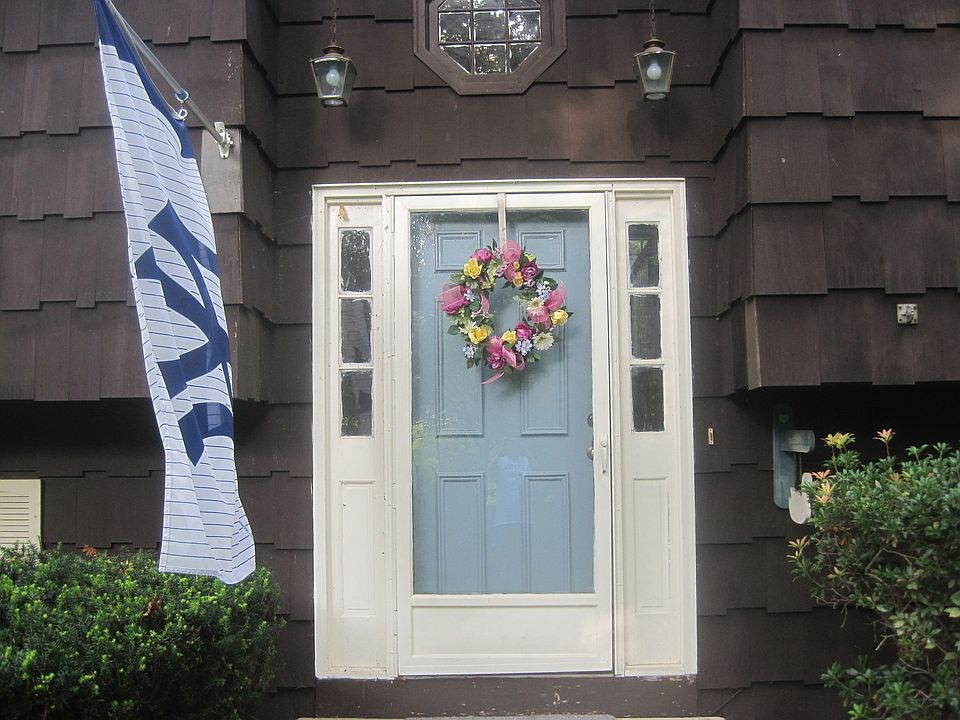 2nd image of 891 Ward Ln