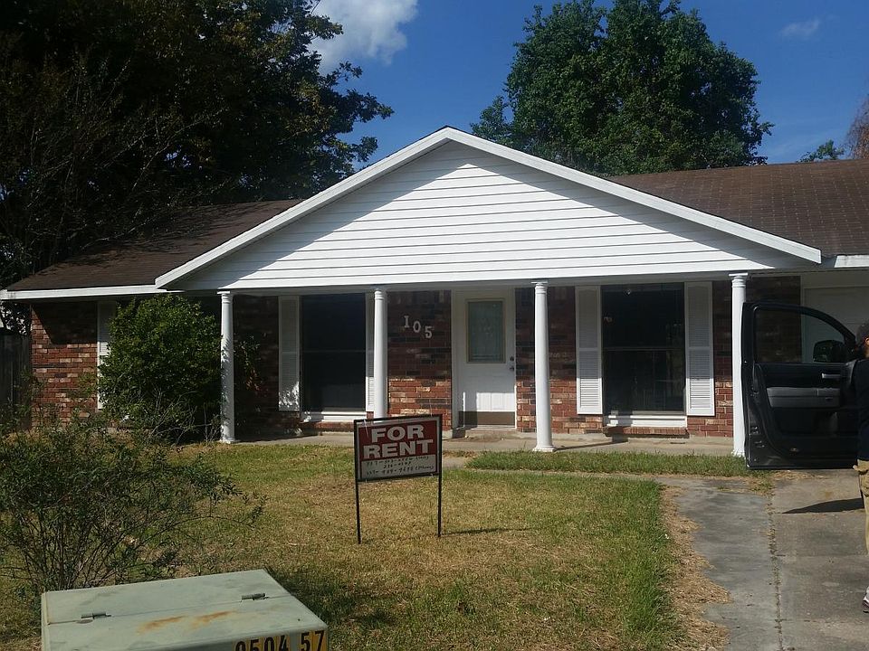 1st image of 105 Fleetwood Sq