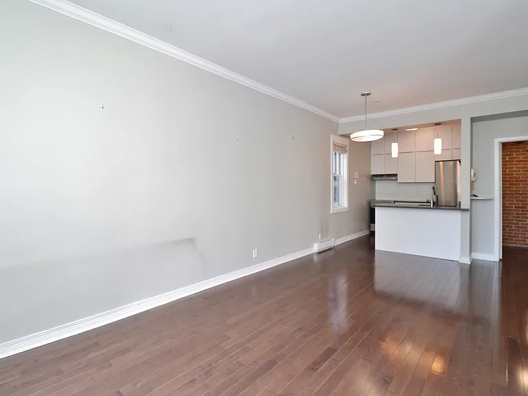 16 Sweetland Ave #3 — Photo 6