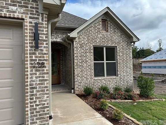 2nd image of 128 Woodlands Park Dr