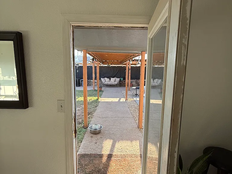 10443 Kendall St — Photo 15