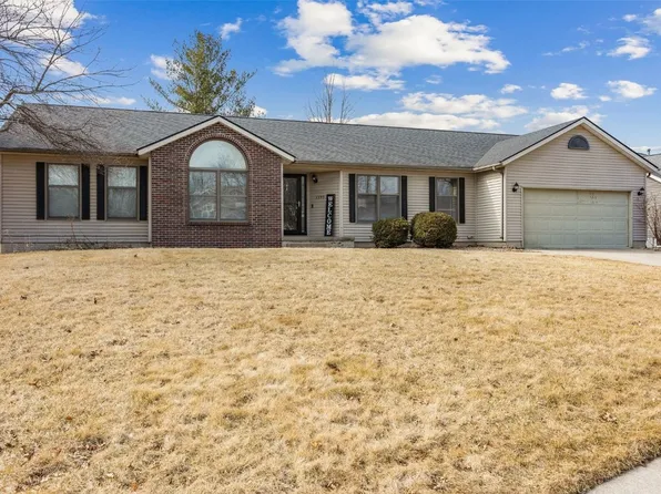 3395 Jonquil Ln, Marion, IA 52302