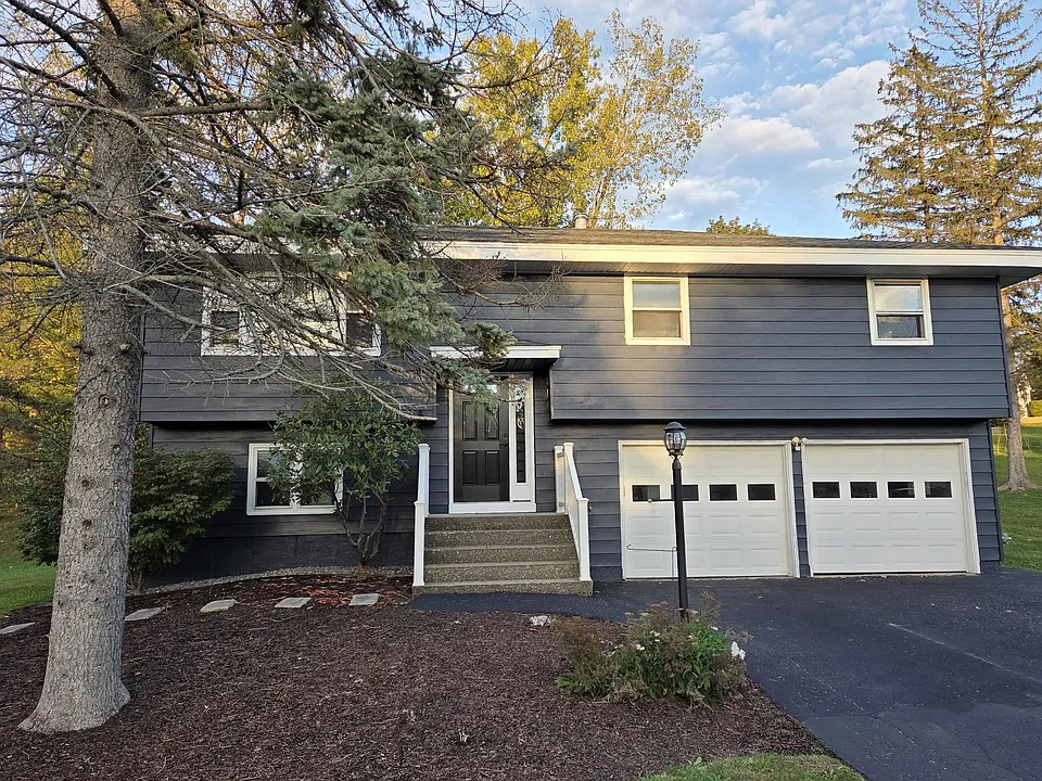 3 Mohawk View Rd