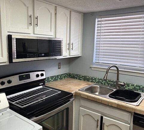 2nd image of 621 Garden Walk Dr