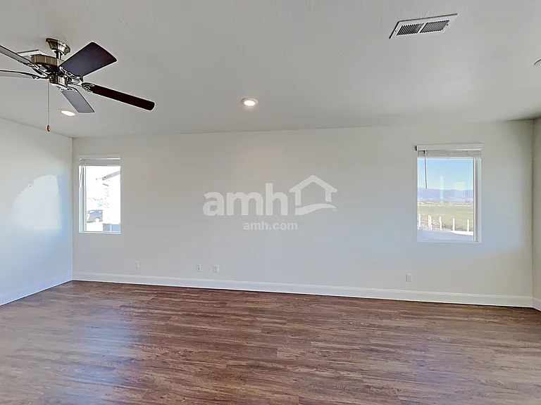 2701 W 3400 S — Photo 7