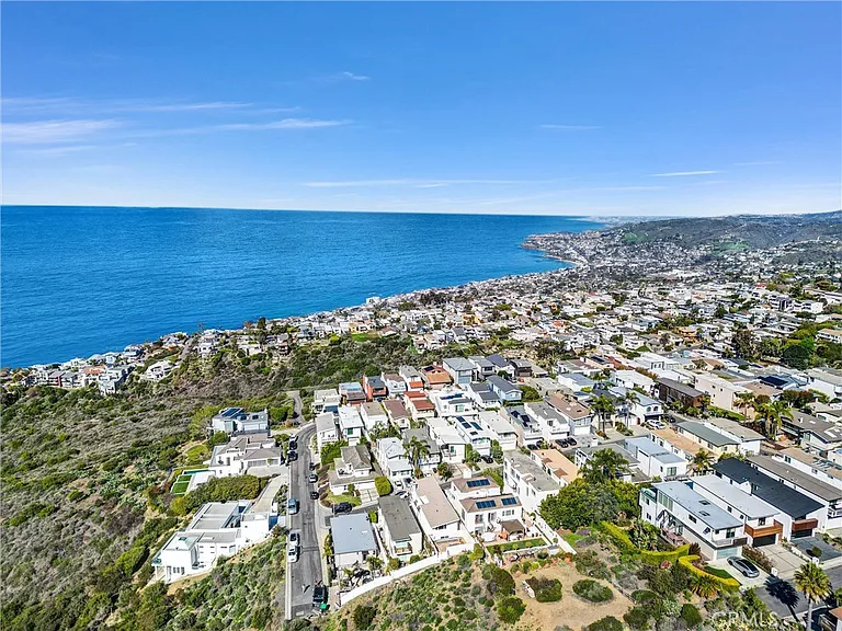 820 Acapulco St — Photo 35