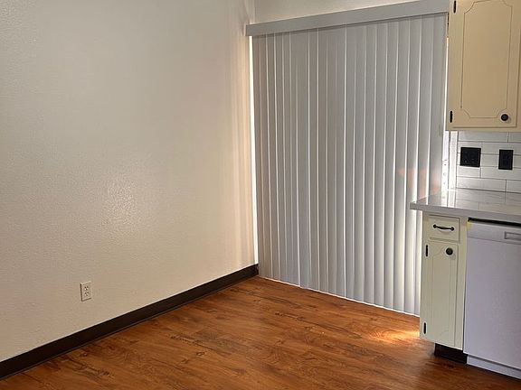 4th image of 3713-3719 S Shady St #3717