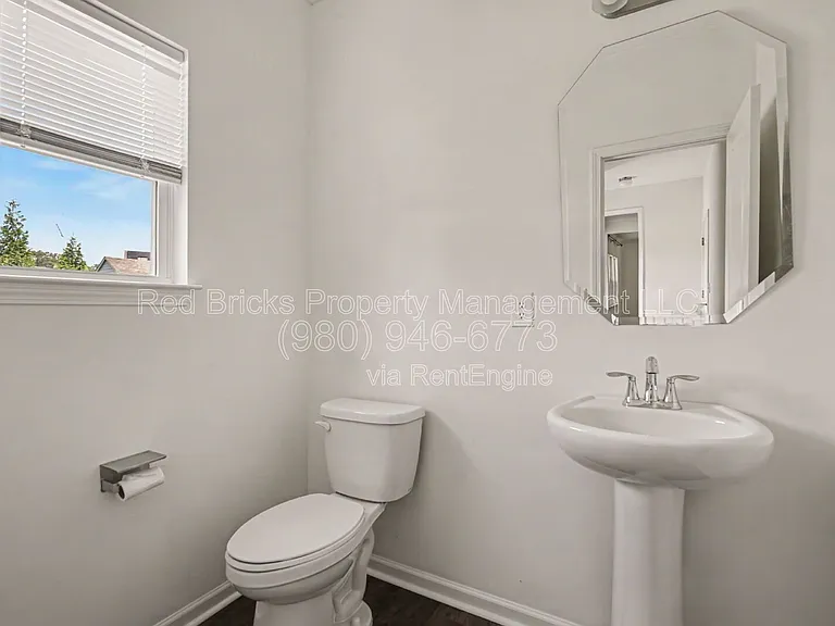 7650 Fenn Way — Photo 14