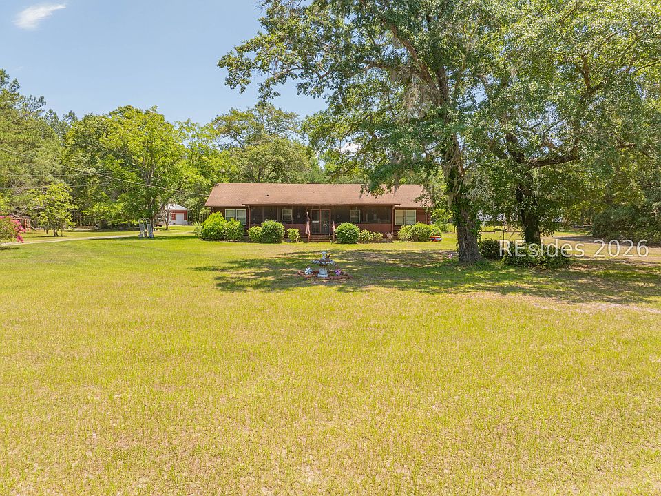1st image of 3958 Pineland Rd