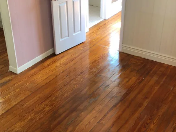 975 SW 2nd St, Miami, FL