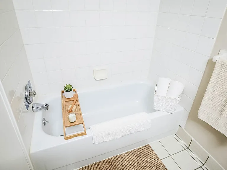 Radcliff House — Photo 13