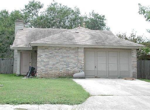 1st image of 9622 IVY BEND